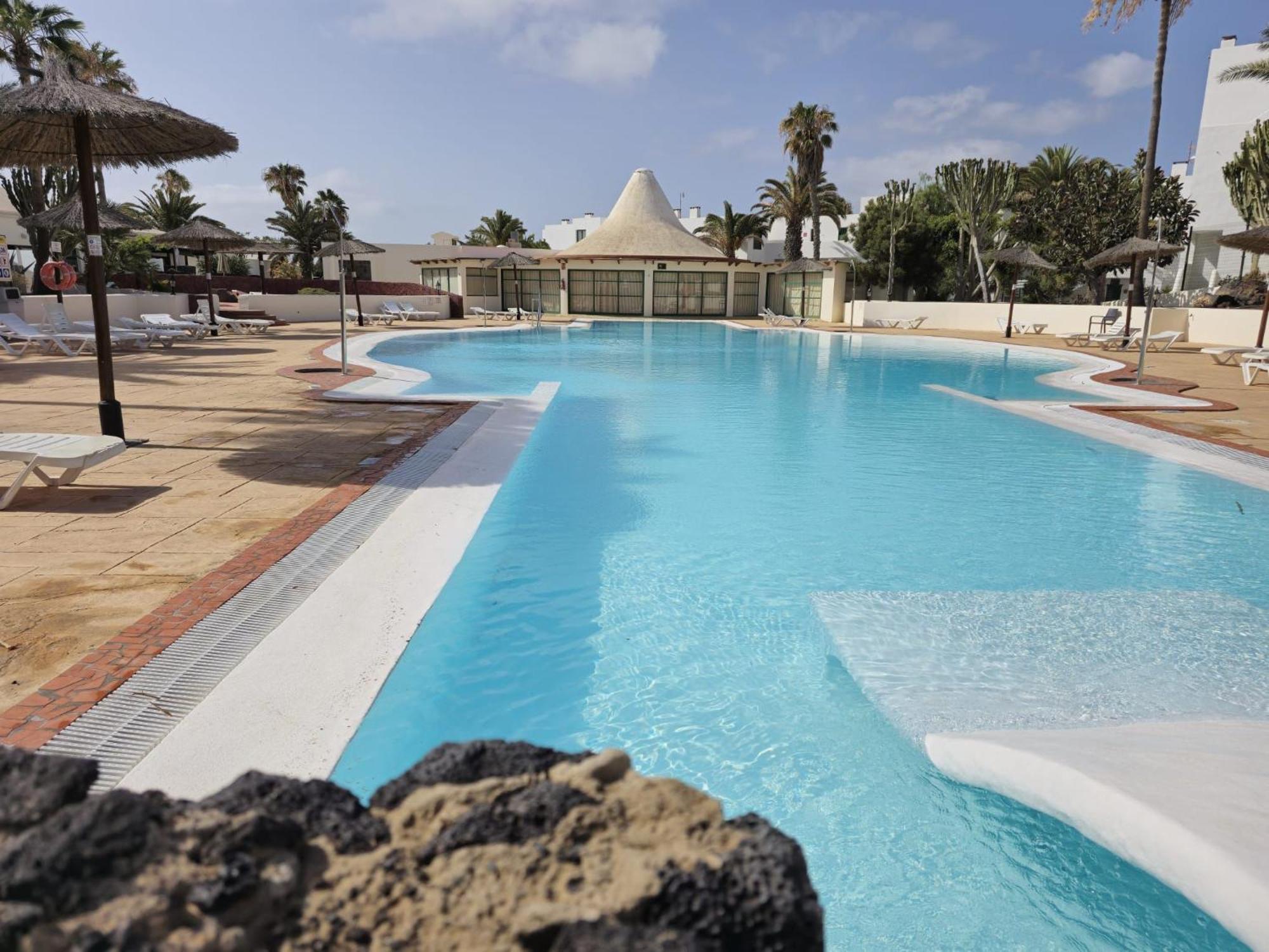 Apartment Aqua Sol - Playa Roca - Sea Front Access - Free Ac - Wifi