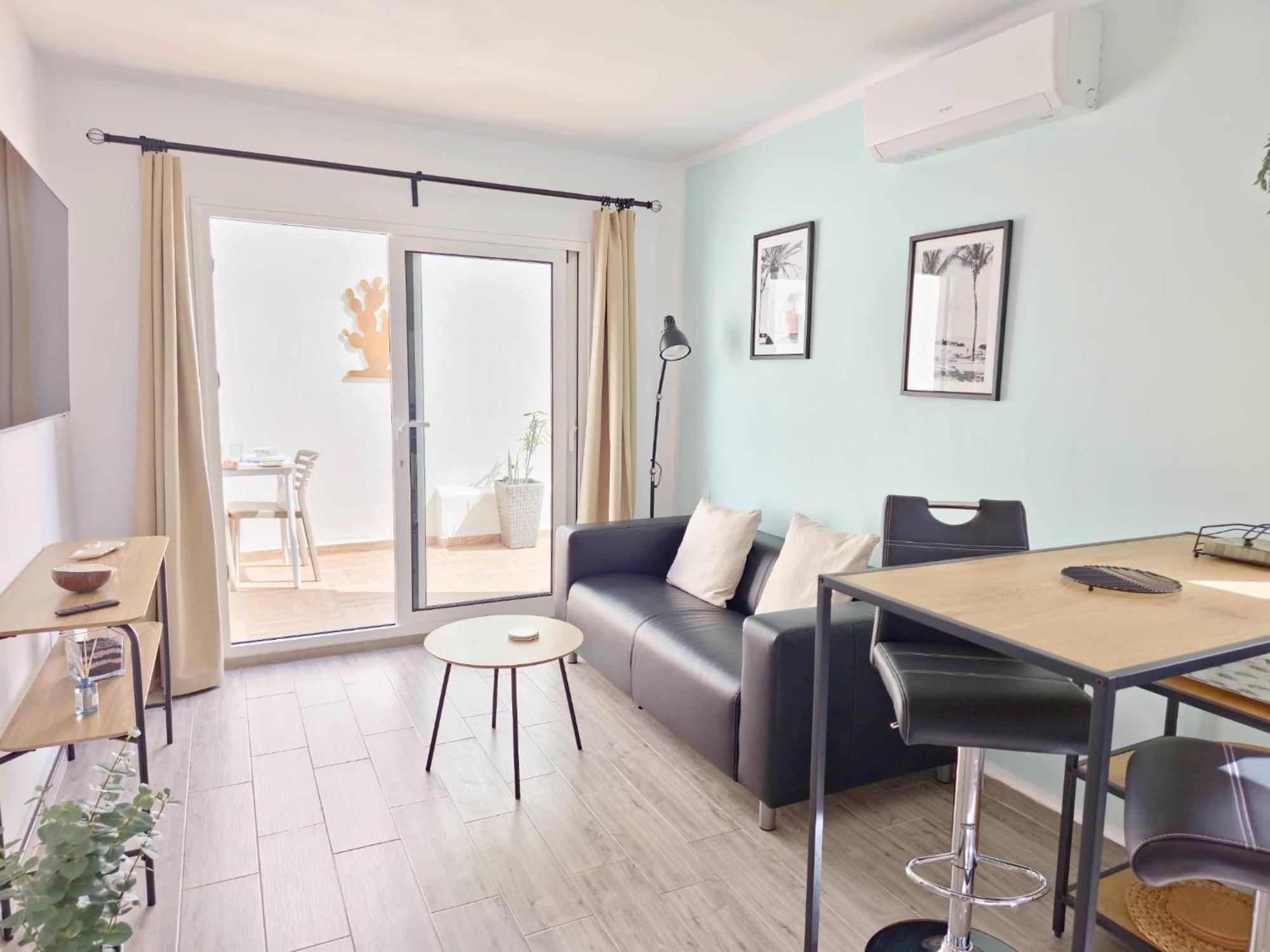Appartamento Aqua Sol - Playa Roca - Sea Front Access - Free Ac - Wifi